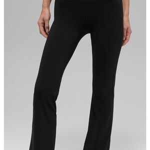 ALO black Soft Sculpt high waist 7/8 bootcut legging size small 30” inseam